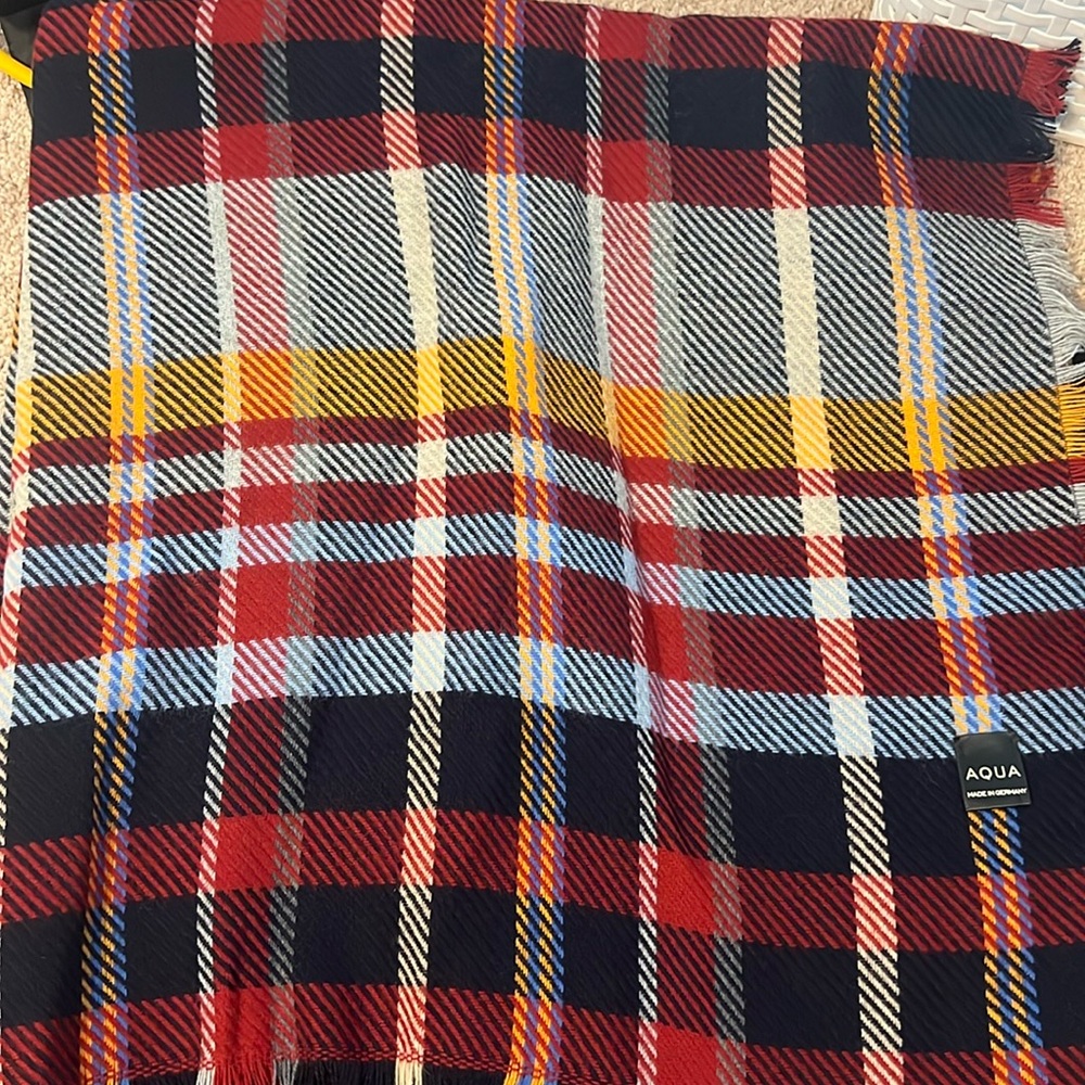 Plaid Blanket Scarf, Like New
